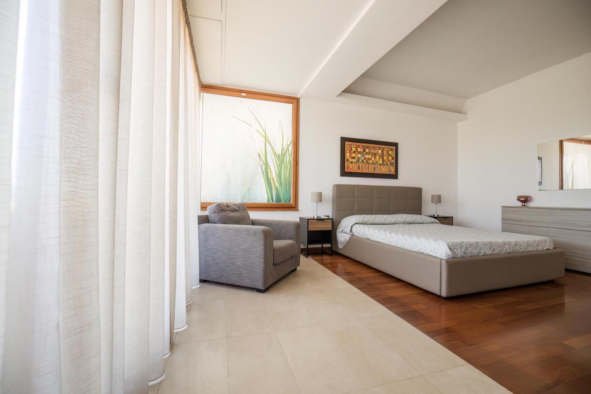 Апартаменты Sole Mare Джоя-Тауро Экстерьер фото